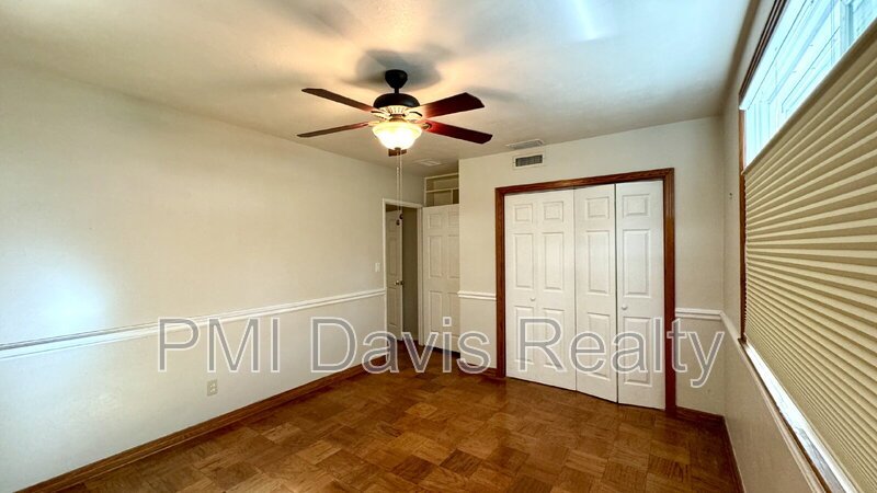 Holly Point Home property image