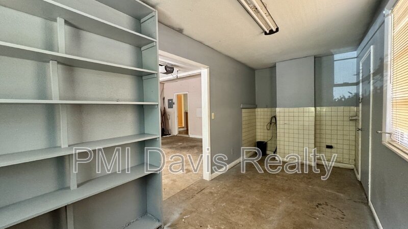 Holly Point Home property image