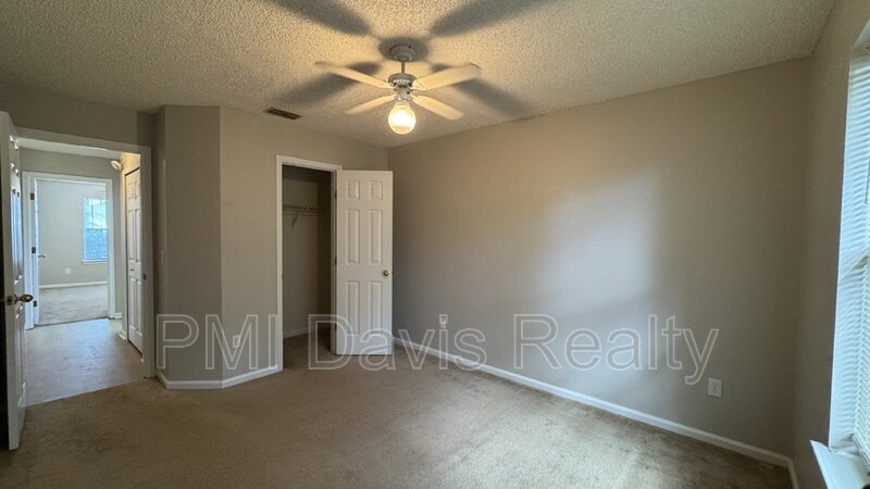 Oakleaf Area Home property image