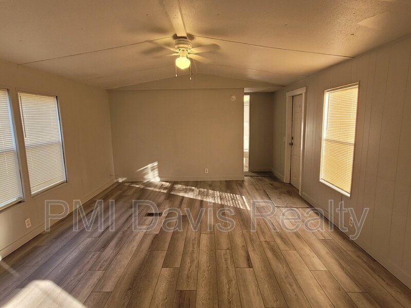 3 bed and 2 bath - available now property image