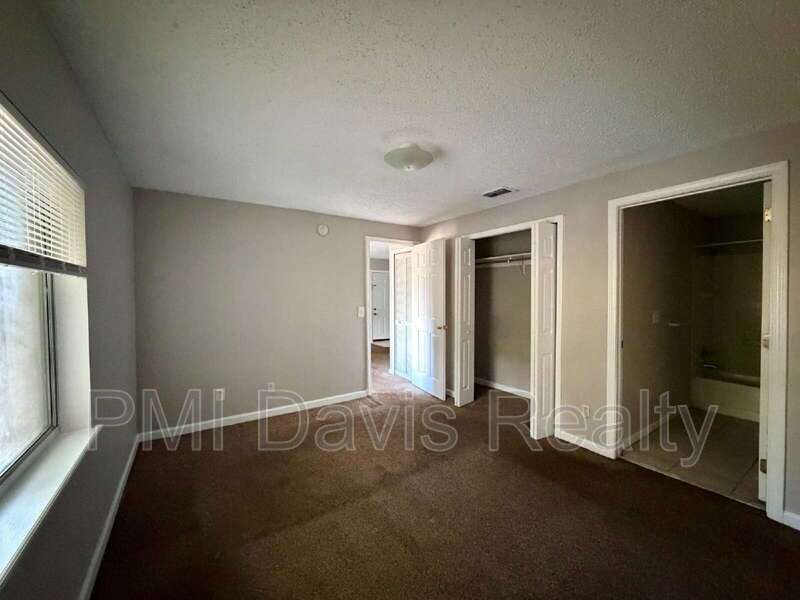 Cedar Creek Apartment Homes property image