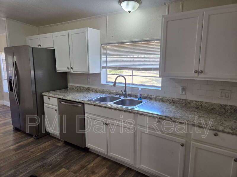 Spacious Home in Keystone Heights property image