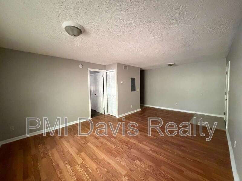 Cedar Creek Apartment Homes property image