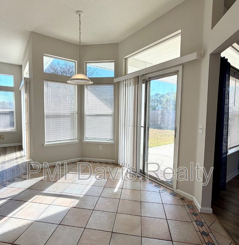 Fleming Island Home property image