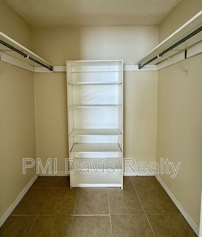 Cedar Creek Apartment Homes property image