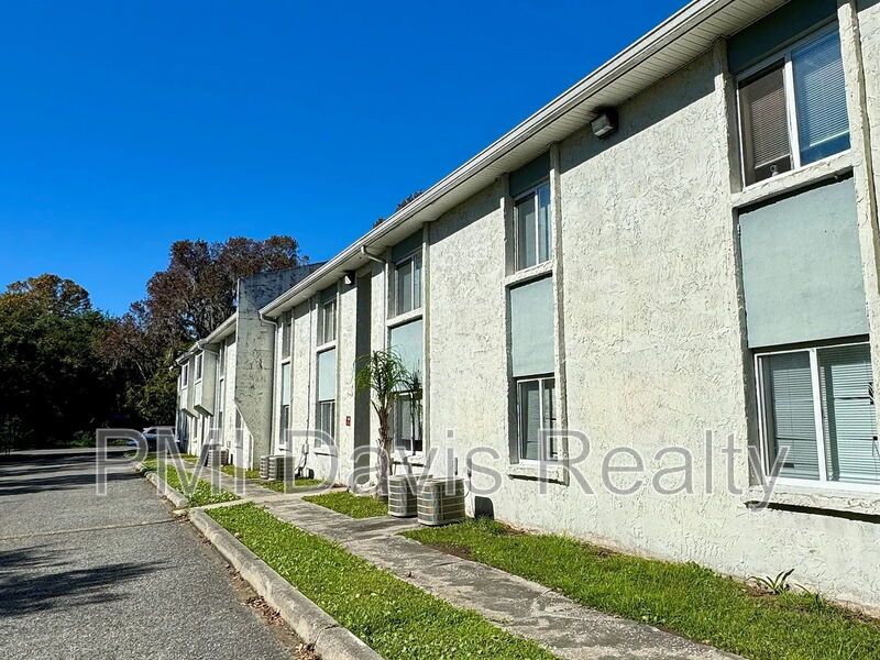 Cedar Creek Apartment Homes property image