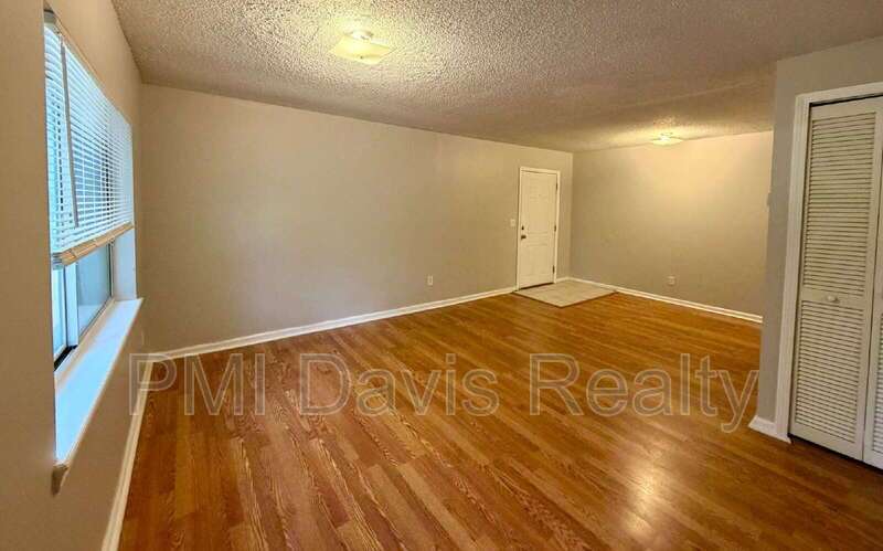 Cedar Creek Apartment Homes property image