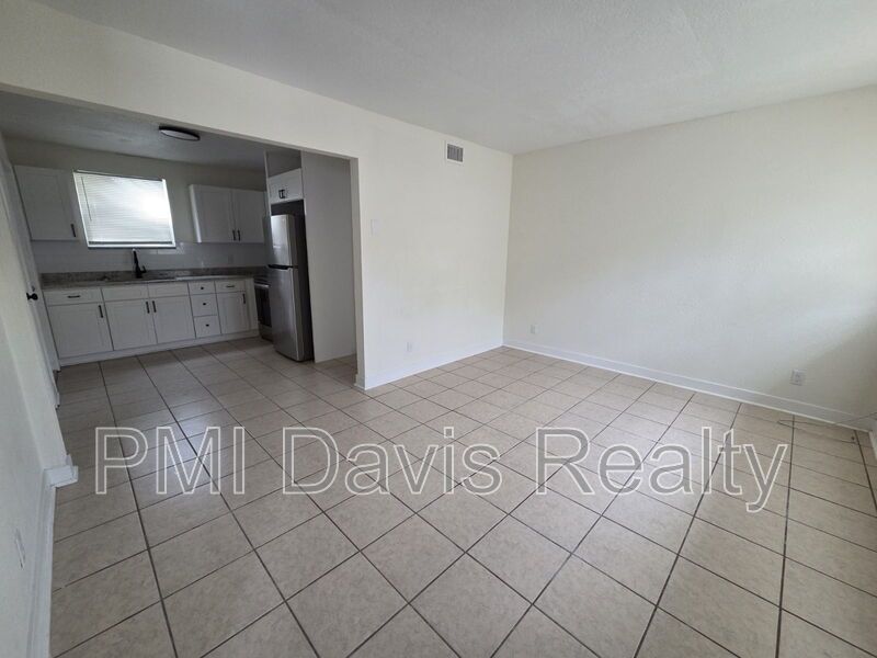 Near Jacksonville University property image
