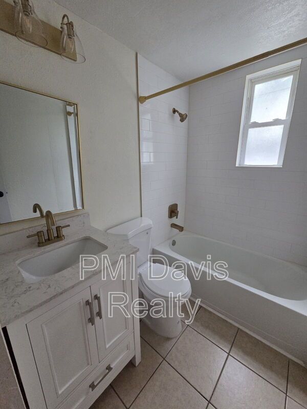 Near Jacksonville University property image
