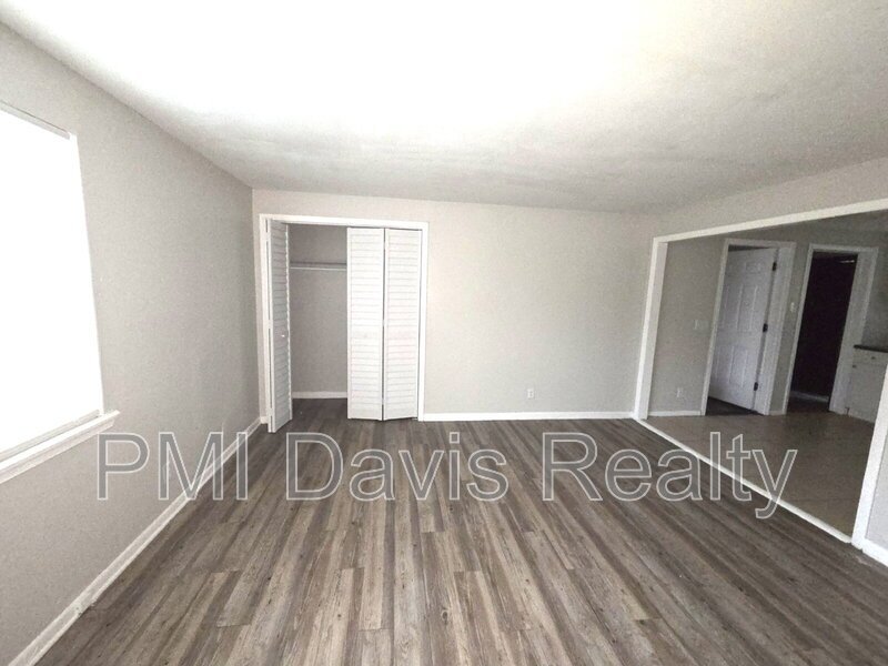 Near Jacksonville University property image