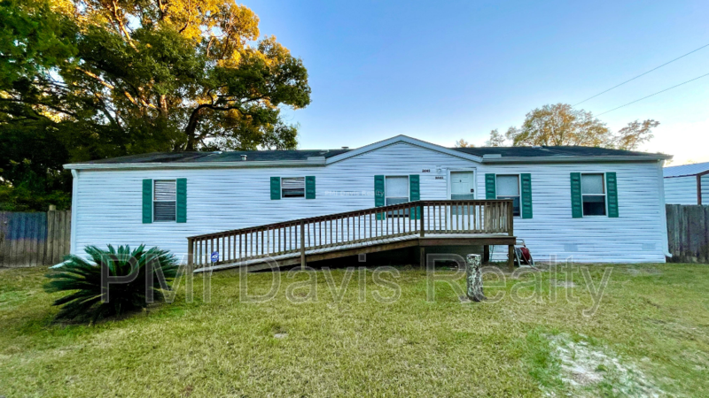 Ridgewood Home with Large Yard property image