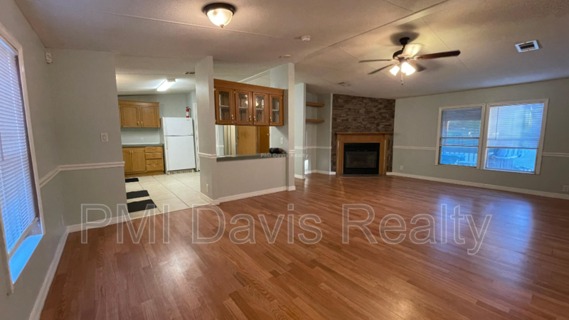 Ridgewood Home with Large Yard property image