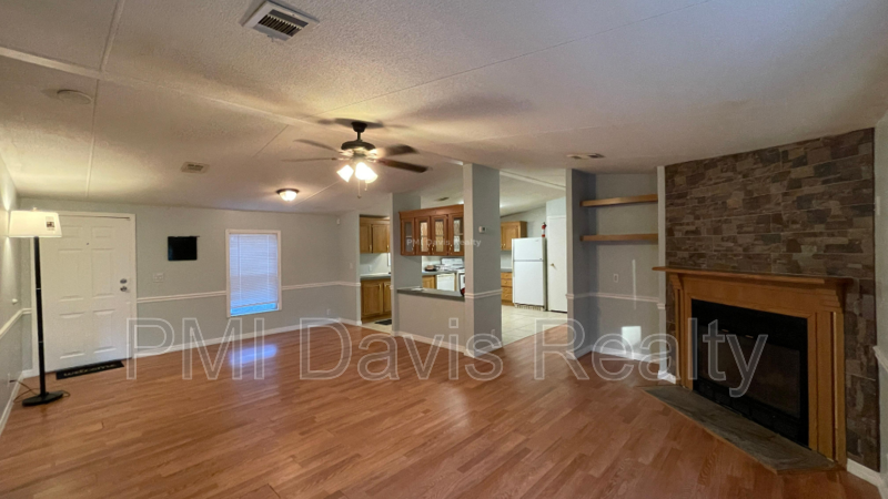Ridgewood Home with Large Yard property image