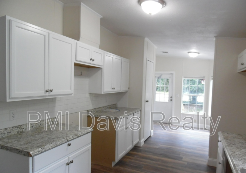 Spacious Home in Keystone Heights property image